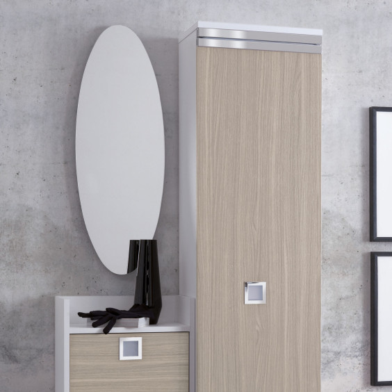 Oval wall mirror available in two widths