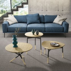 Collection of three-legged coffee tables Milano and Roma