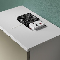 Fanny shoe cabinet with charcoal filter